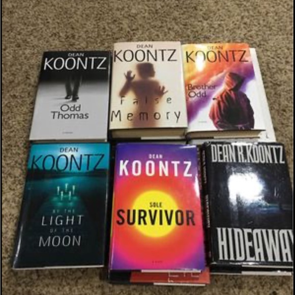 4/15$ DEAN KOONTZ BOOKS - Picture 8 of 9